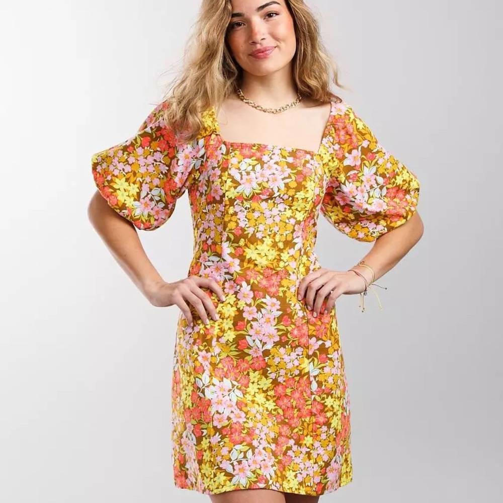 Billabong floral dress